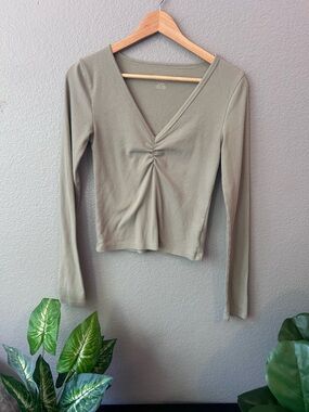 American Eagle Outfitters Olive Tan Long Sleeve V-Neck Tee | Coastal Cottage